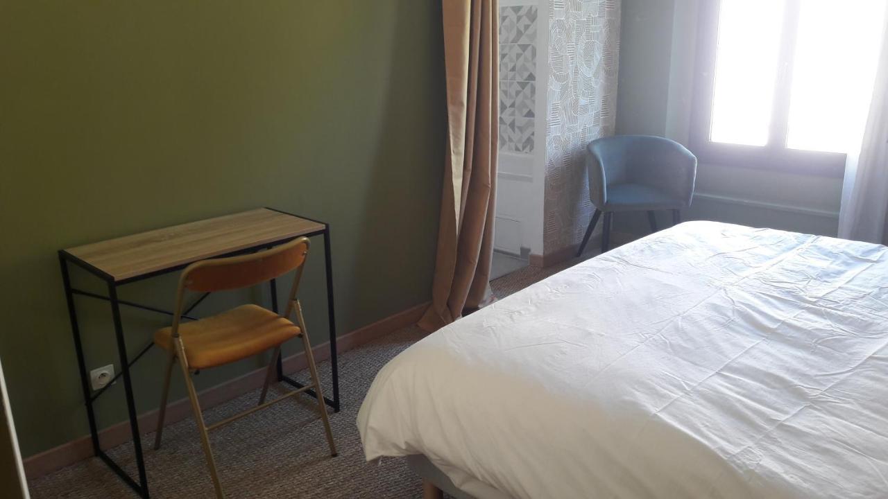 La Demeure D'Helice Bed & Breakfast Langlade Exterior photo